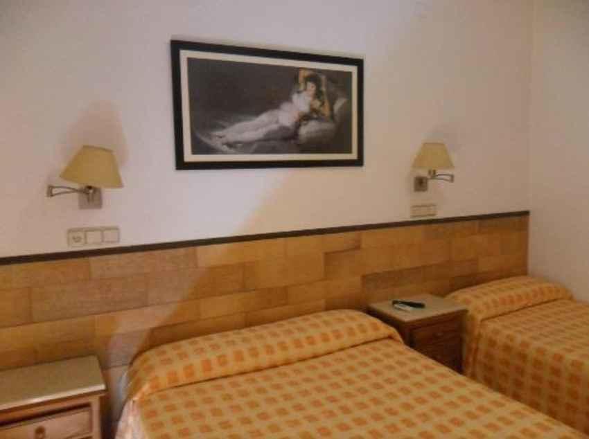 Hostal Boutique El Patio เลเป ภายนอก รูปภาพ