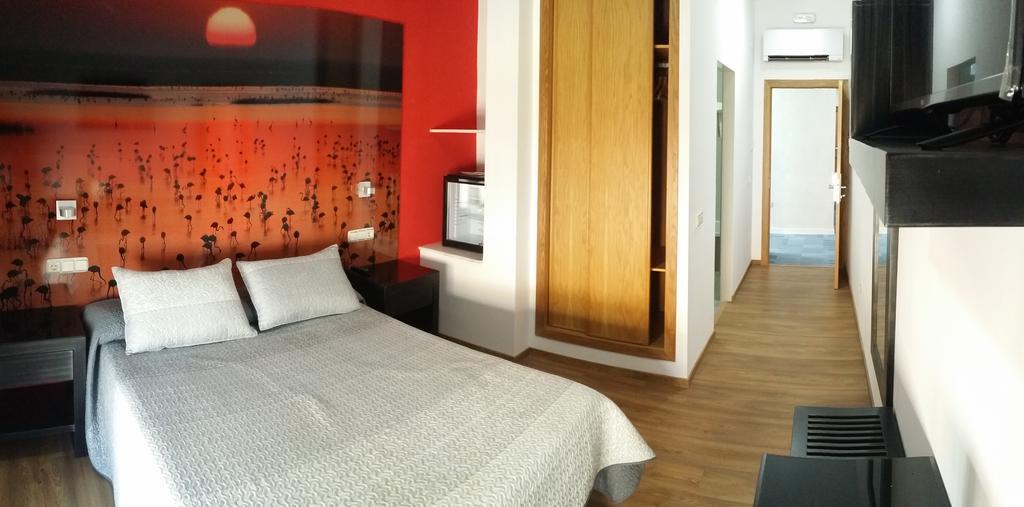 Hostal Boutique El Patio เลเป ภายนอก รูปภาพ