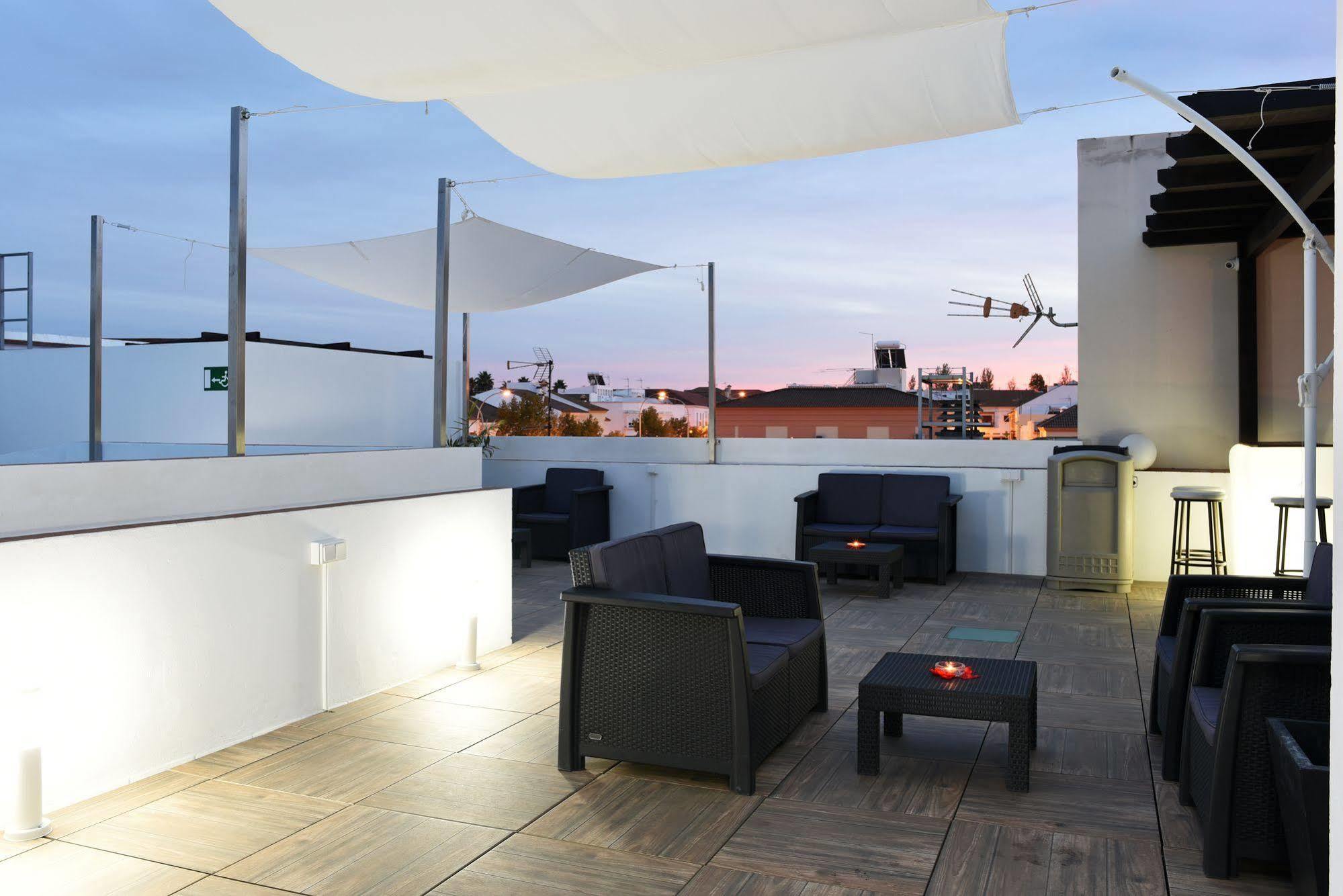 Hostal Boutique El Patio เลเป ภายนอก รูปภาพ